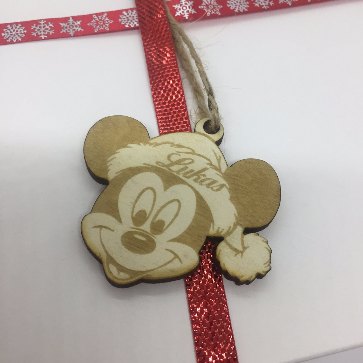 Etiquette cadeaux bois personnalisée