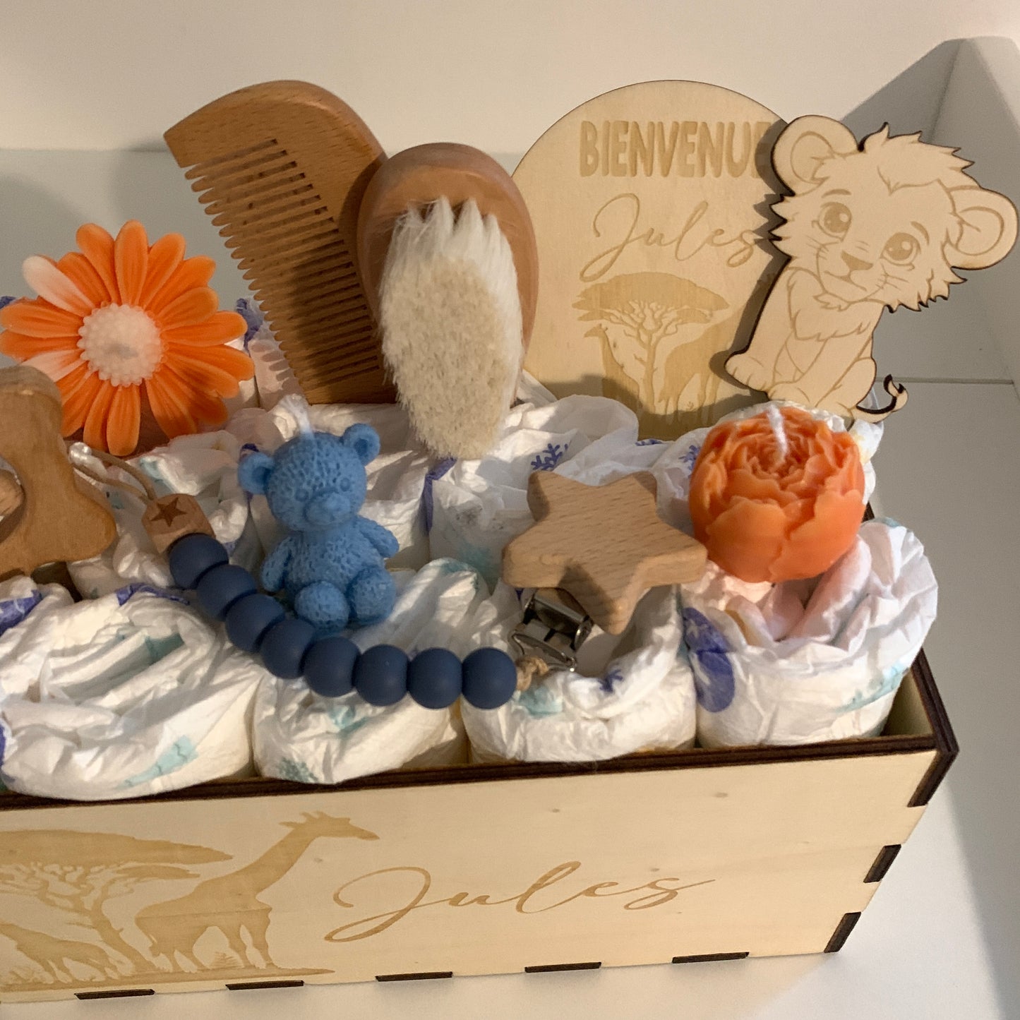 Box de Couches Personnalisée - Coffret Naissance Gravé