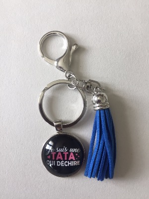 Porte-clefs personnalisé "Je suis une tata qui déchire"