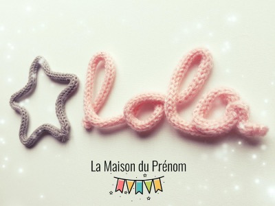 Prénom laine avec étoile de couleur personnalisé