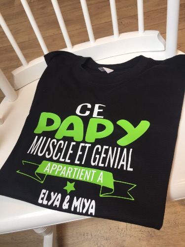 T-shirt à personnalisé ce papy musclé