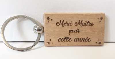 Porte-clés bois personnalisé " Merci maître pour cette année "