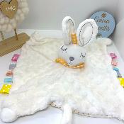 Doudou personnalis petit lapin jaune et blanc