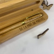 Boîte et stylo à bille en bambou personnalisé