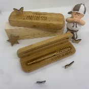 Boîte et stylo à bille en bambou personnalisé