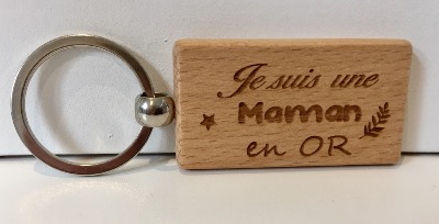 Porte-clés bois personnalisé " Je suis une maman en or "