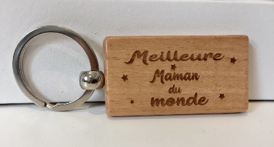 Porte-clés bois personnalisé "Meilleure Maman du monde"