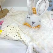 Doudou personnalisé petit lapin jaune et blanc