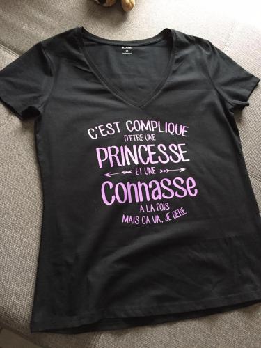 Tee-shirt personnalisé princesse et une connasse