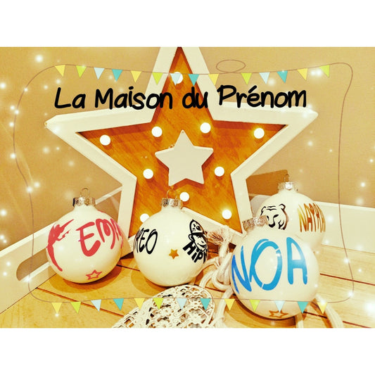 Boule de noël avec prénom personnalisée blanche