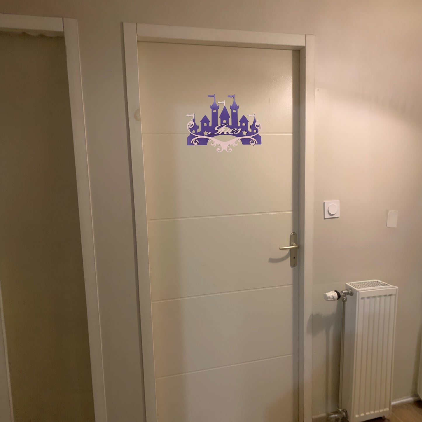 Plaque de porte motif chateau avec prénom personnalisée